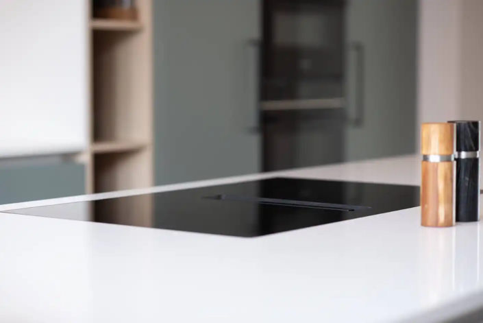 Moderne keuken Monster | Kitchenstudio Den Haag